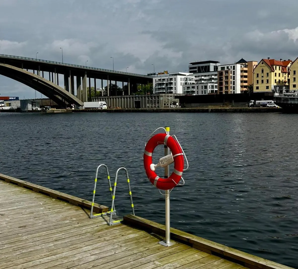 Modern Studio Apartment Right On The Dock - Near Downtown برغن 0*,  النرويج